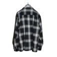 画像2: A PUZZLING HOME/Zip Pocket Ombre Shirt (2)