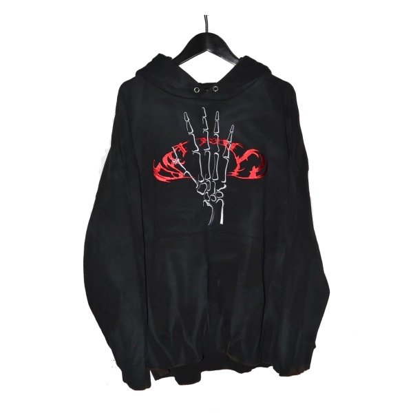 画像1: DAT ROLLY / Embroidery Skeleton Hand Hoodie