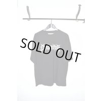 el conductorH / Metal Logo Print T-shirt